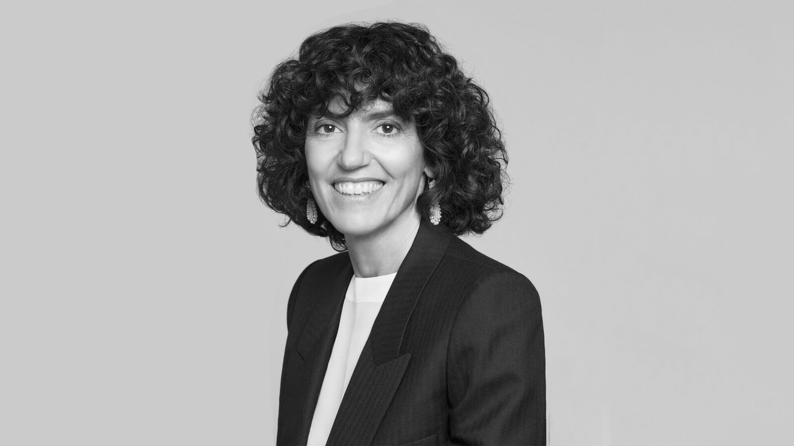 Black and white portrait of Francesca Bellettini